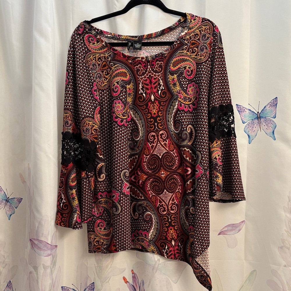 new directions Top size 1X